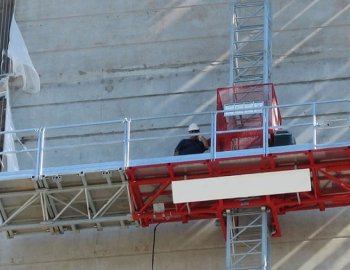 Фасадная платформа на колесном шасси Hek MS 3000